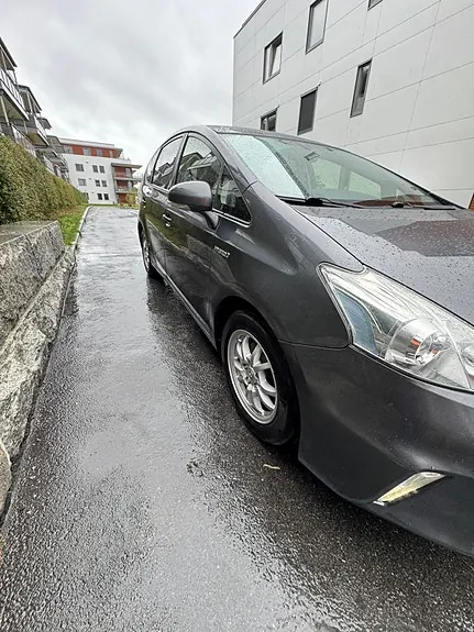 Toyota Prius 2012 photo 5