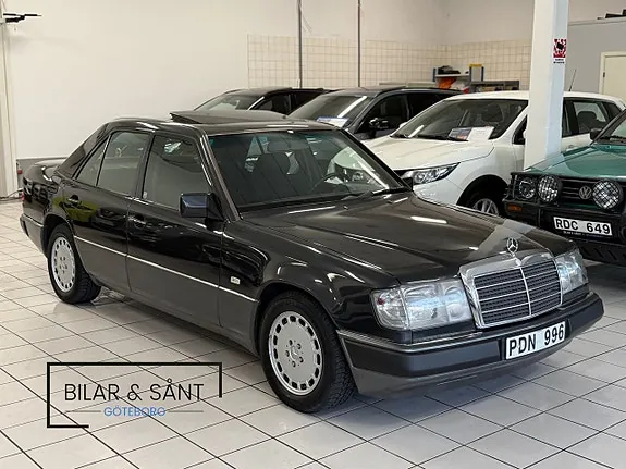 Mercedes-Benz 230 E