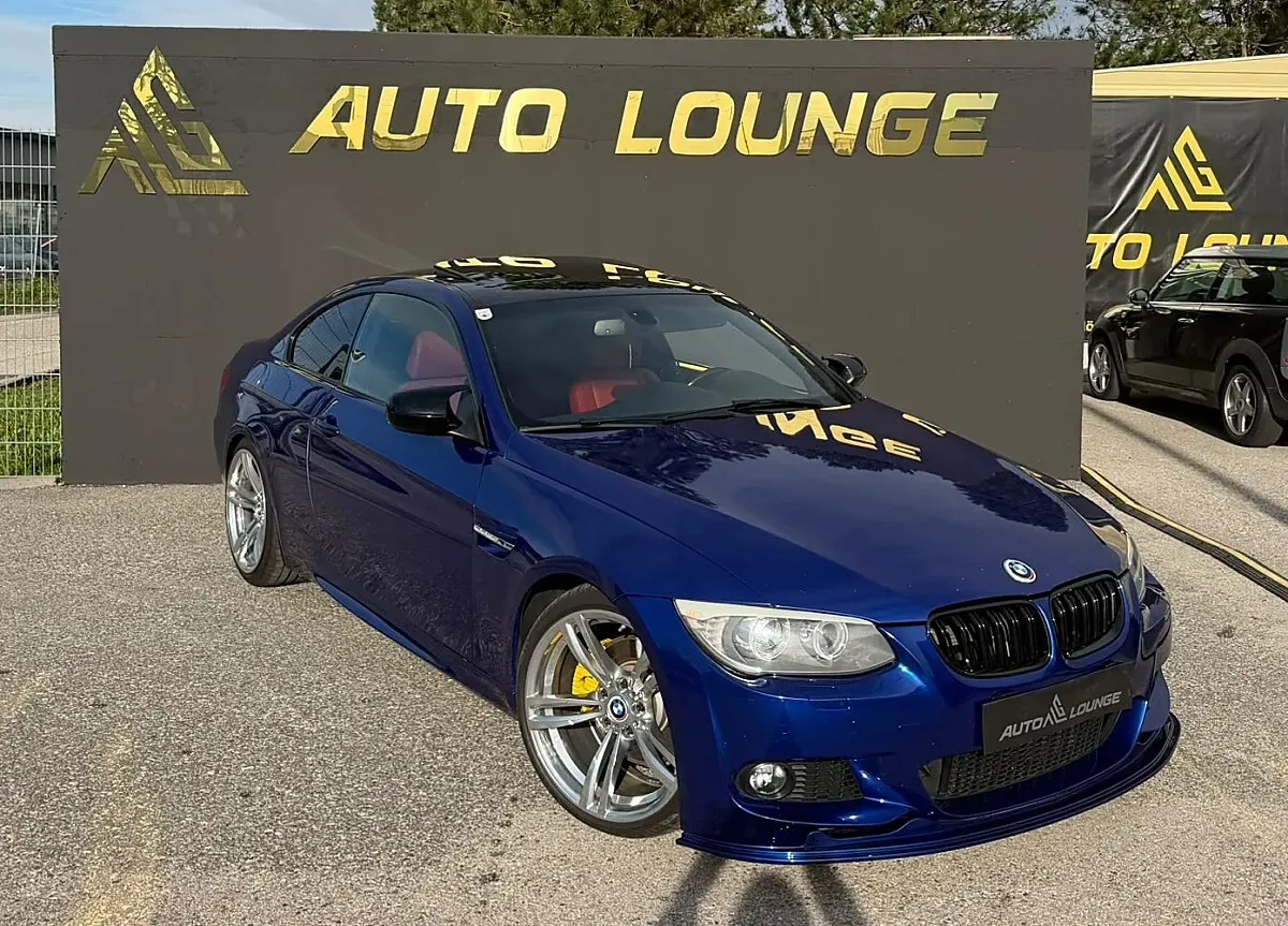 BMW 3 Series 2010 photo 3