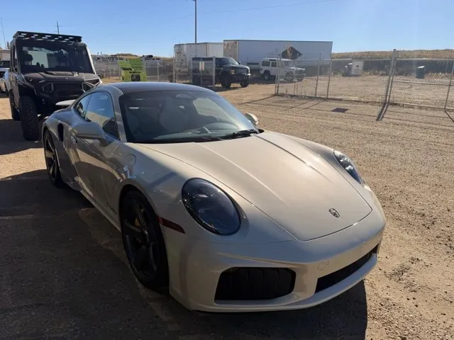 Porsche 911 Turbo S 2026 photo 2