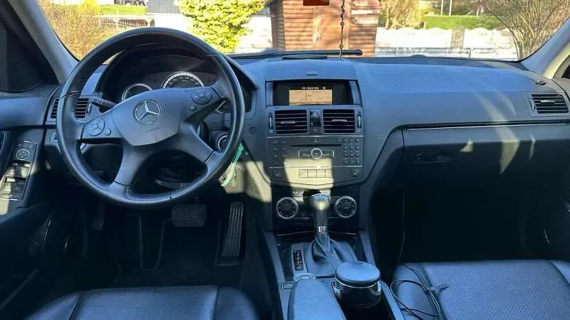 Mercedes-Benz C-Class 2008 photo 3