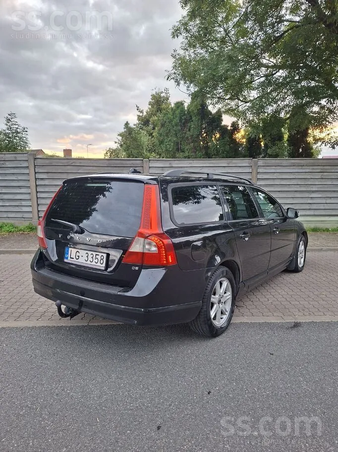 Volvo V70 2008 photo 3