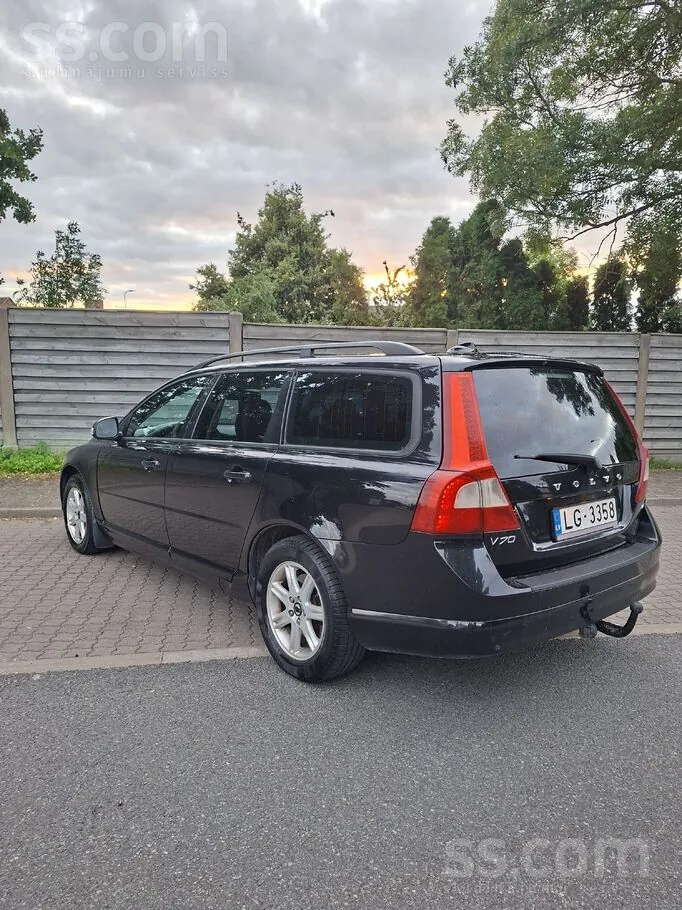 Volvo V70 2008 photo 4