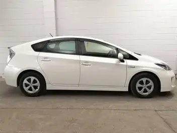 Toyota Prius 2015 photo 4