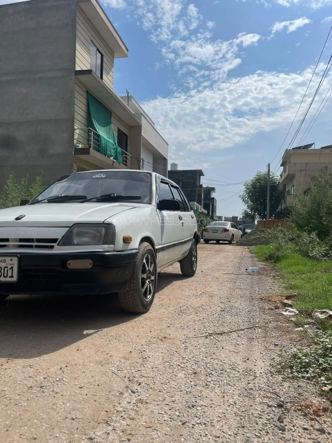 Suzuki Khyber