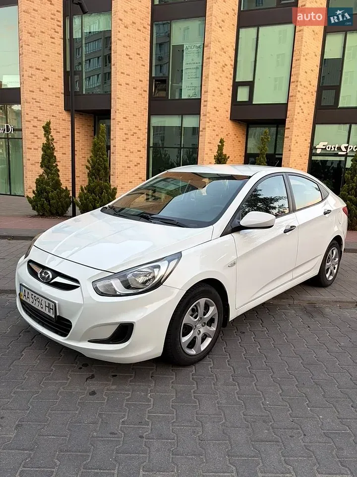 Hyundai Accent