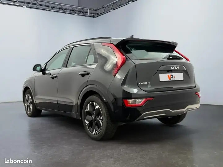 Kia Niro 2023 photo 2