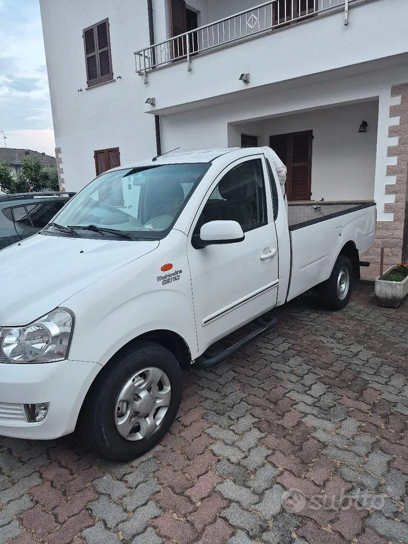Mahindra Genio 2016 photo 2