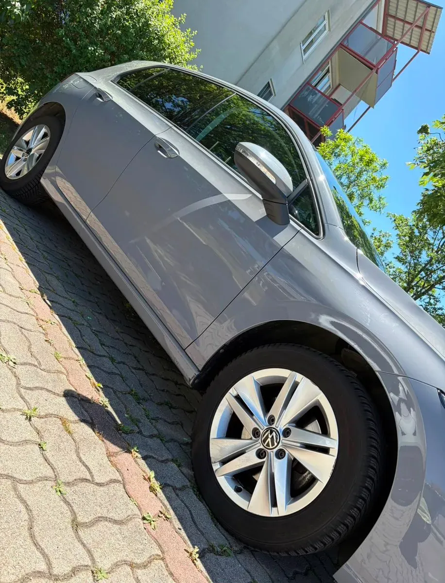 Volkswagen Golf 2021 photo 3