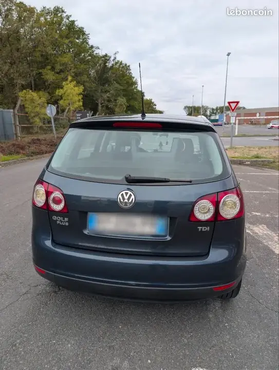 Volkswagen Golf 2008 photo 2