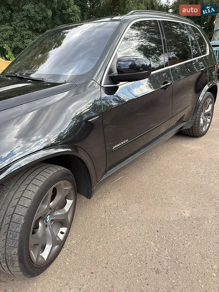 BMW X5 2012 photo 2