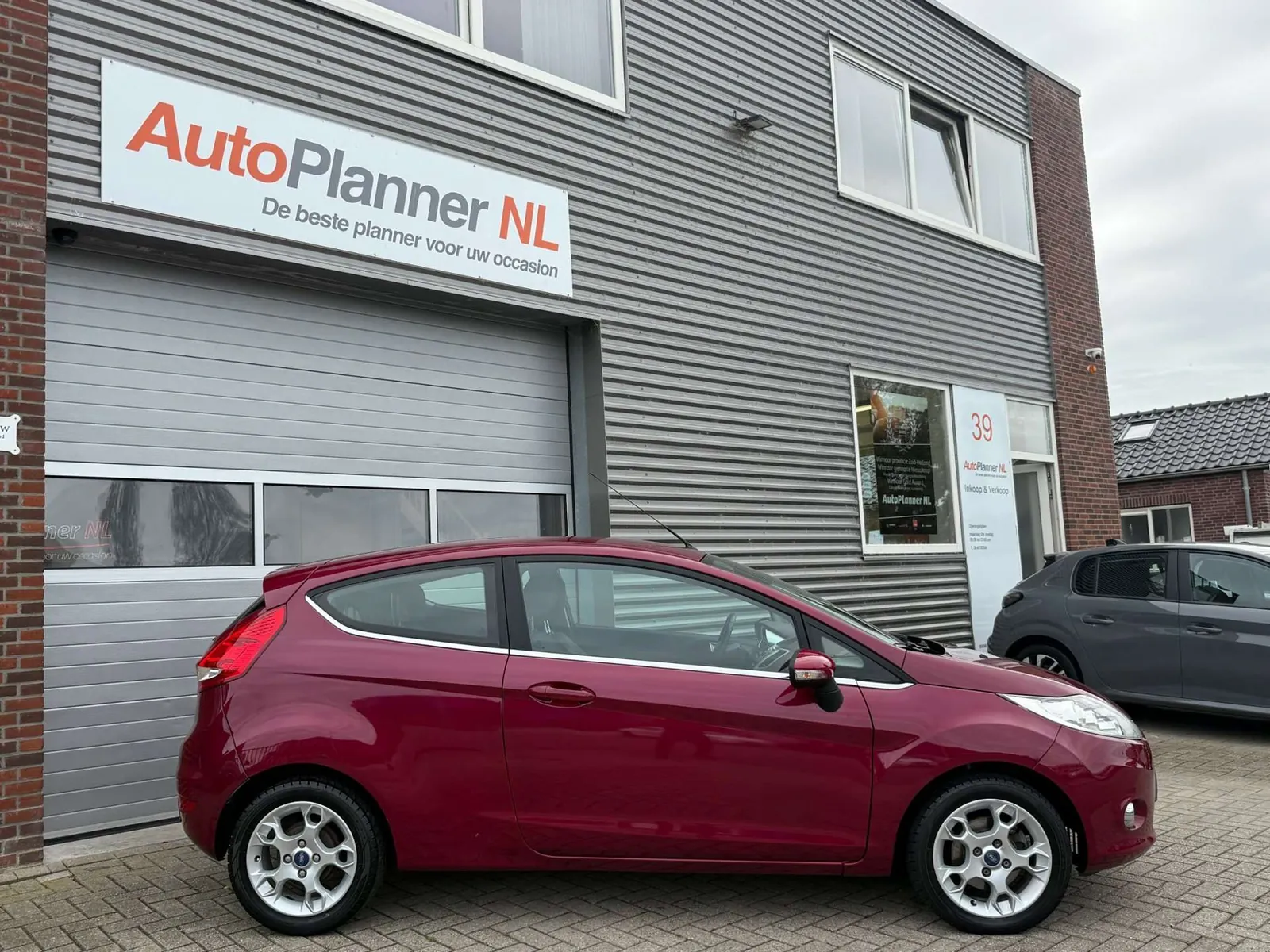 Ford Fiesta 2012 photo 3
