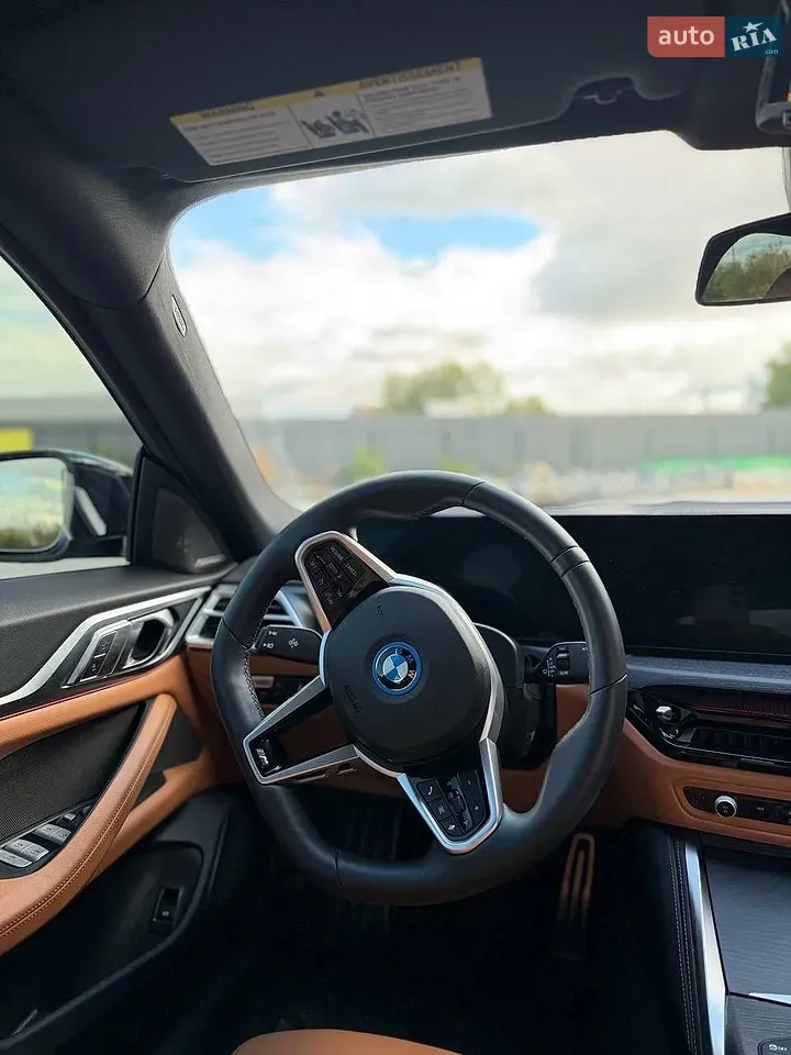 BMW I4 2025 photo 3