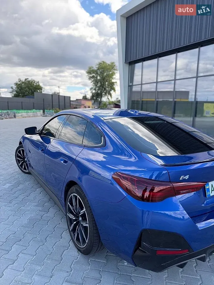 BMW I4 2025 photo 5
