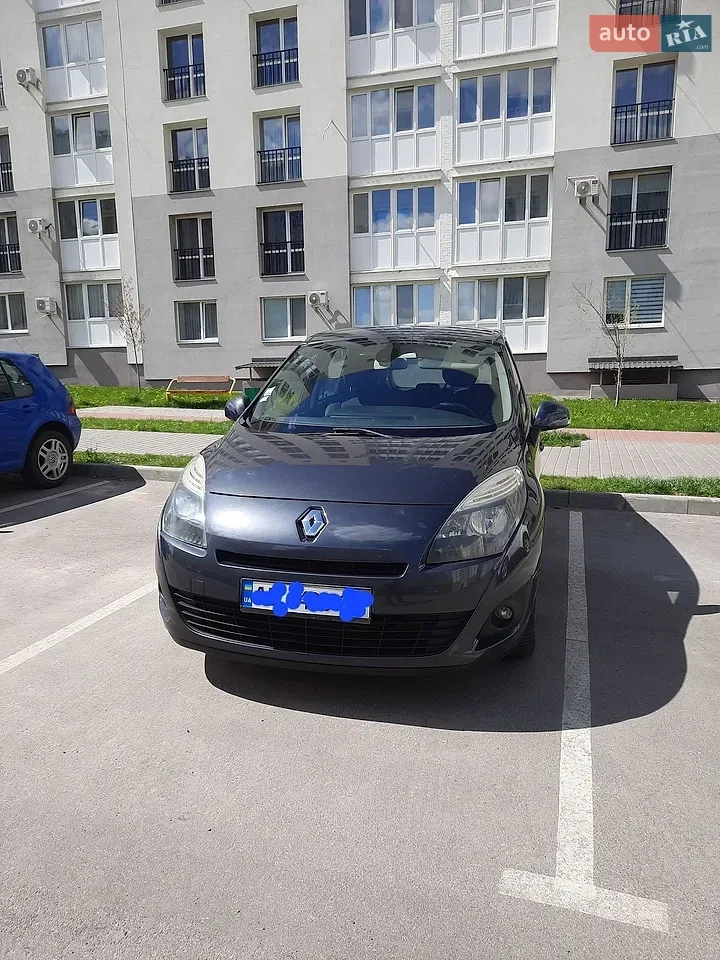 Renault Grand Scenic 2009 photo 2