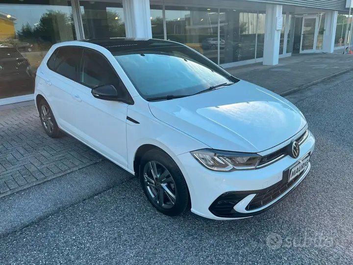 Volkswagen Polo 2023 photo 2