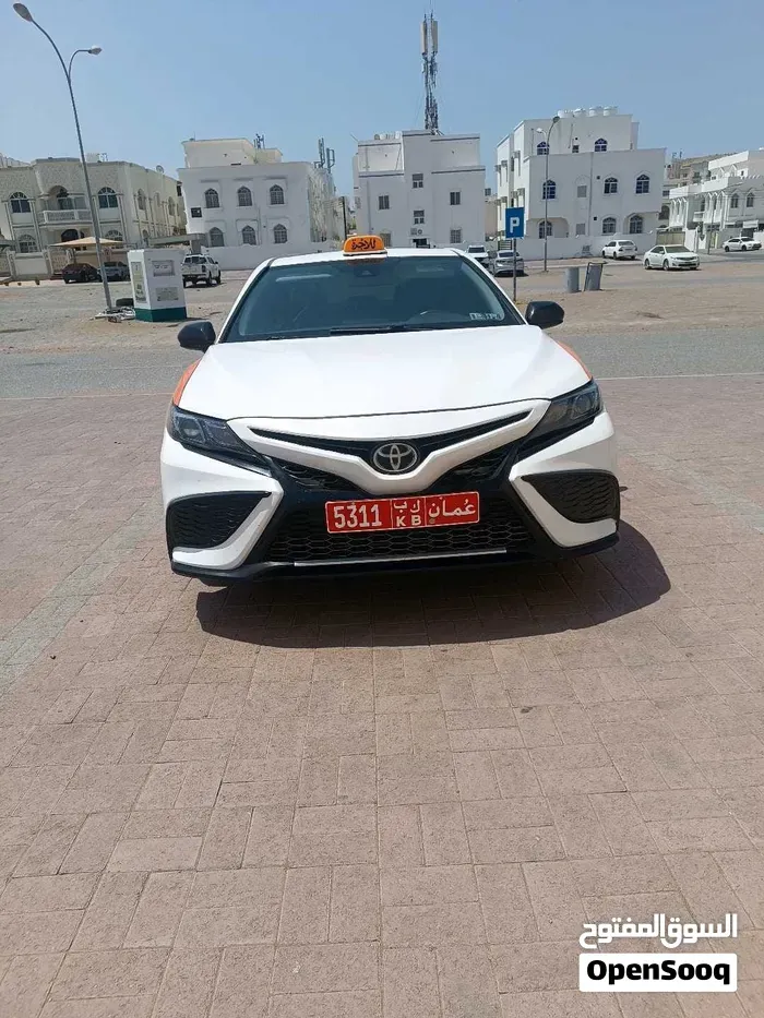Toyota Camry 2021 photo 3