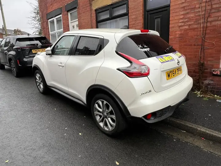 Nissan Juke 2014 photo 2
