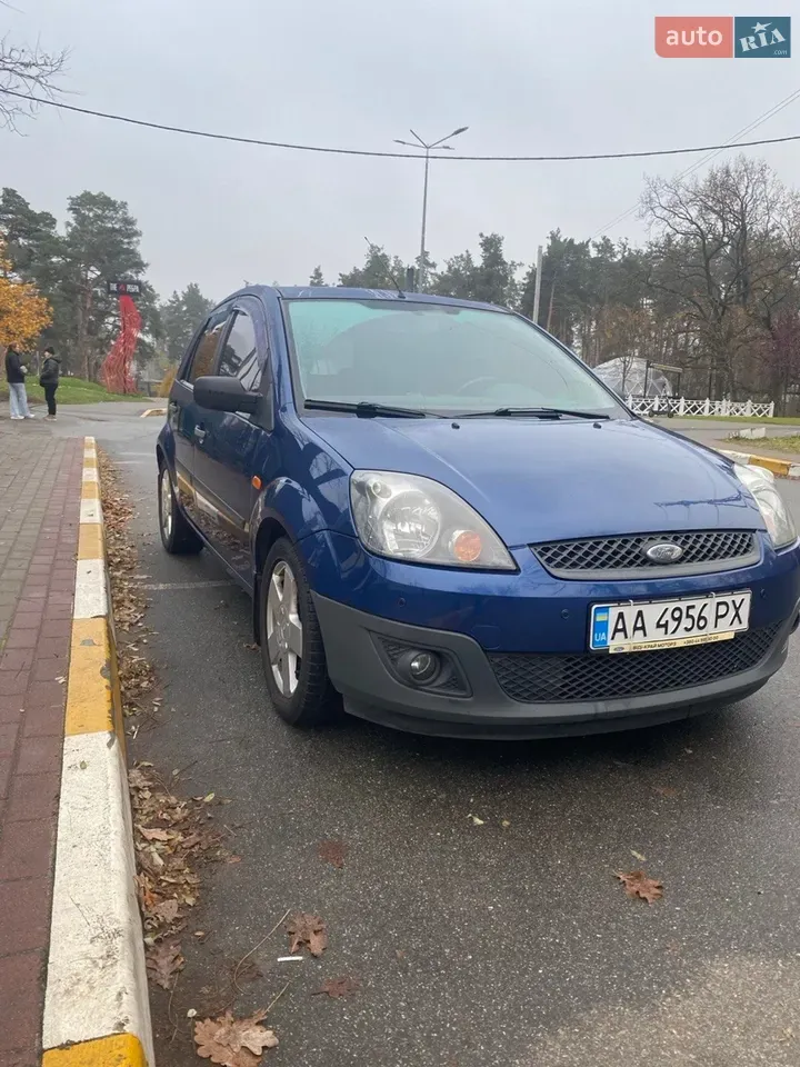 Ford Fiesta 2008 photo 2