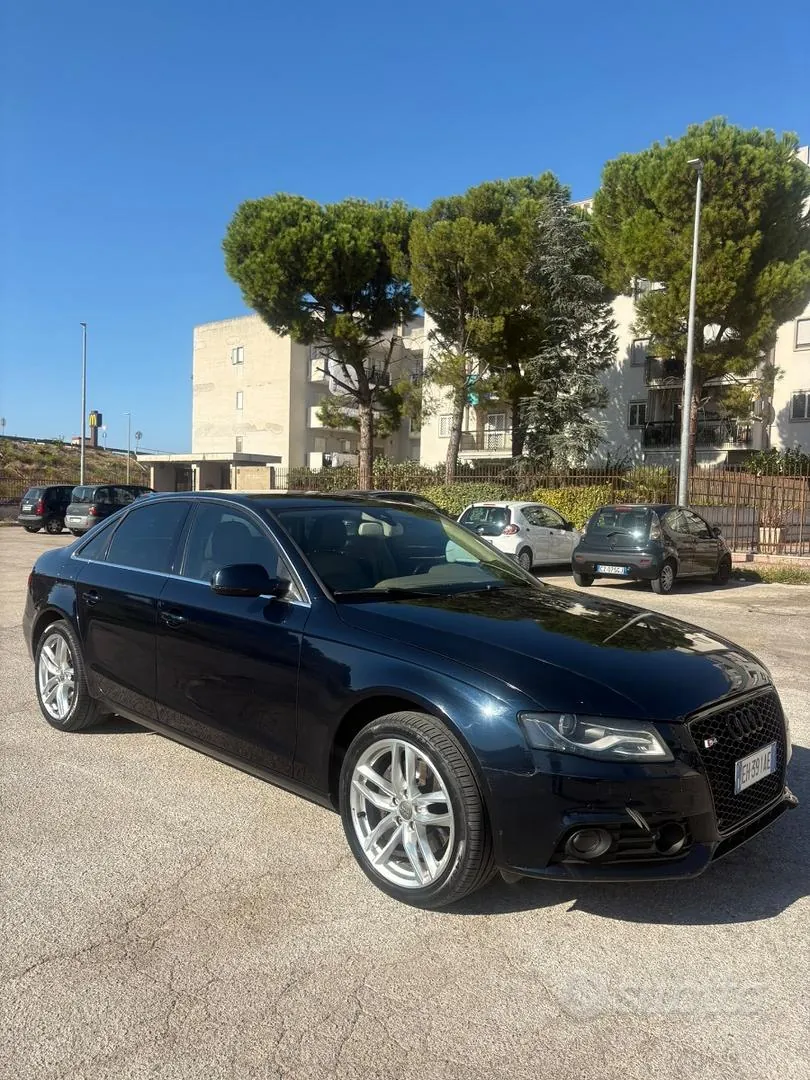 Audi A4 2011 photo 3