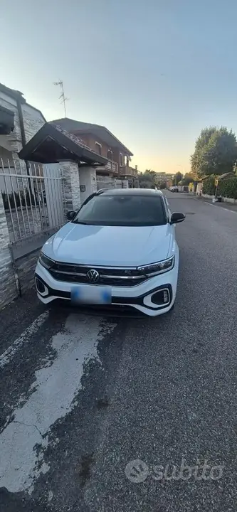 Volkswagen T-Roc 2023 photo 5