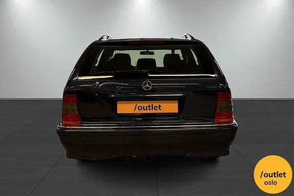 Mercedes-Benz C200 1997 photo 4