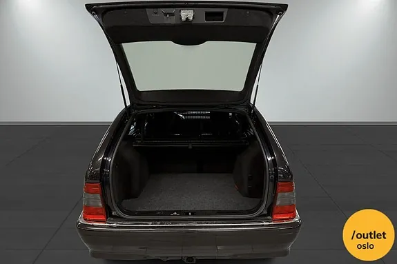 Mercedes-Benz C200 1997 photo 5