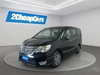 Nissan Serena 2015 photo 2