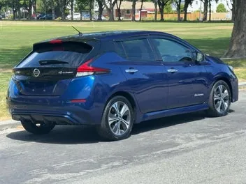 Nissan Leaf 2022 photo 4