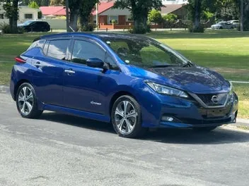 Nissan Leaf 2022 photo 2