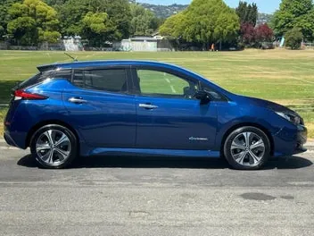 Nissan Leaf 2022 photo 3