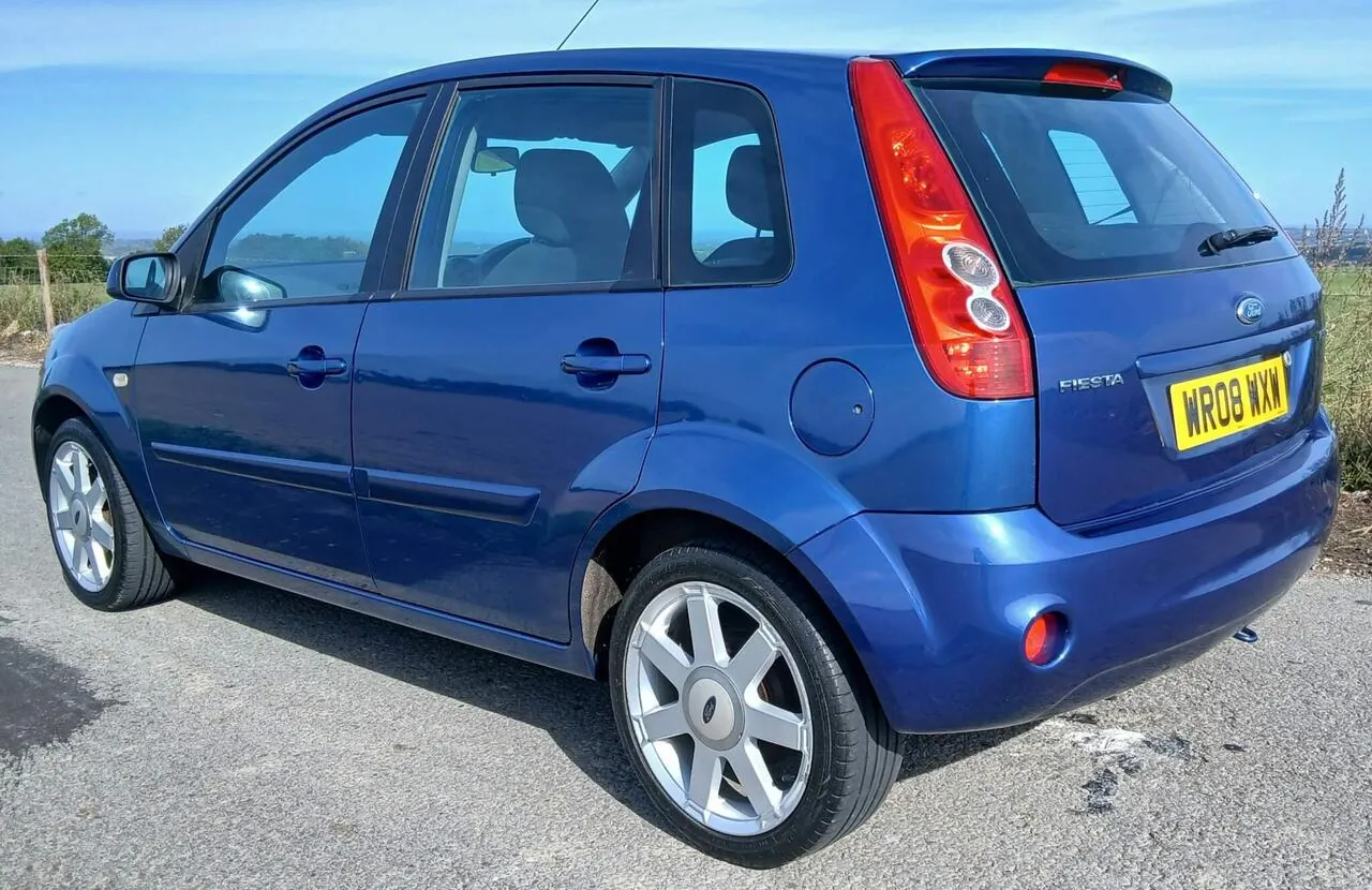 Ford Fiesta 2008 photo 4