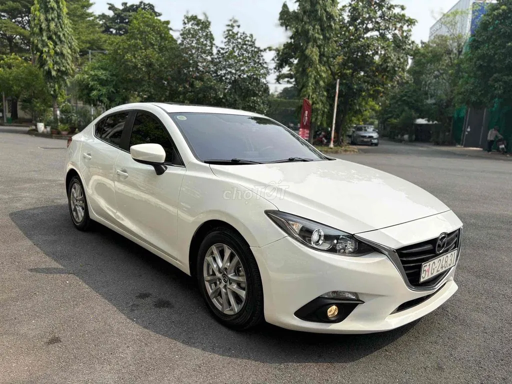 Mazda 3 2016 photo 2