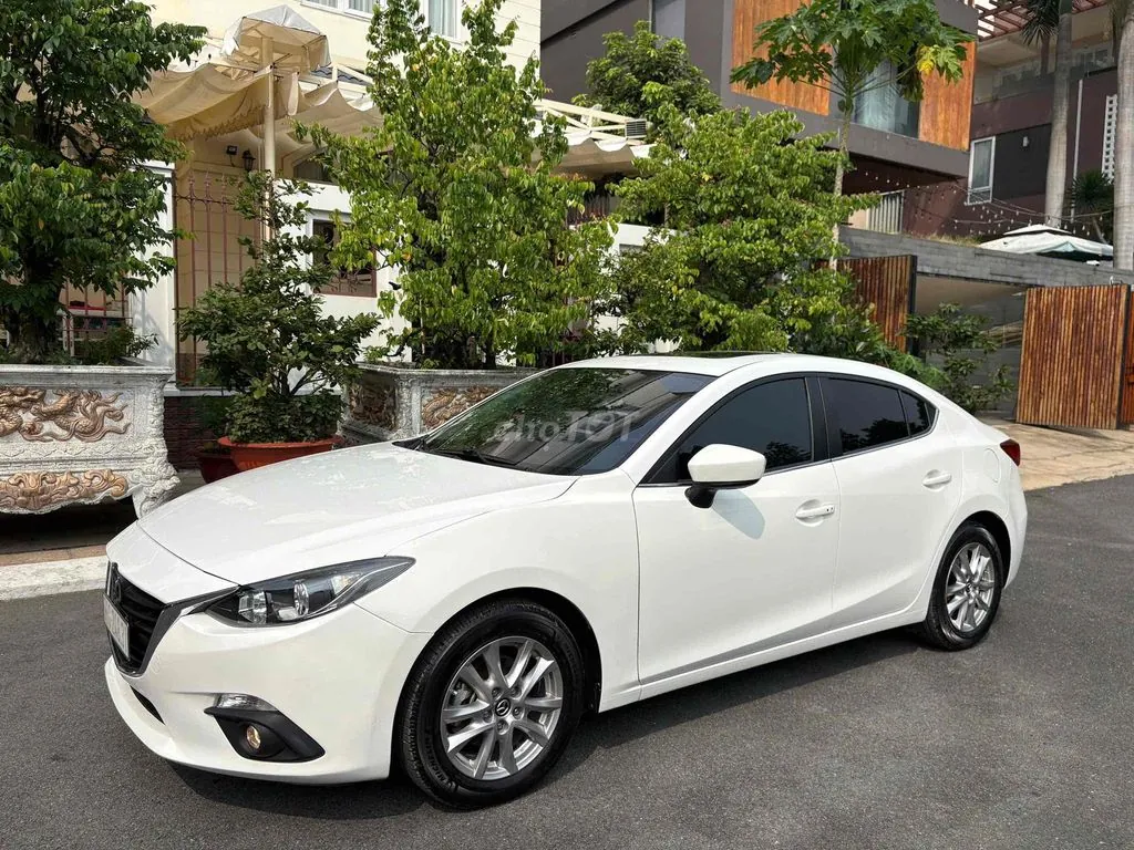Mazda 3 2016 photo 3