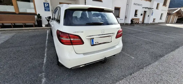 Mercedes-Benz B-Class 2016 photo 3