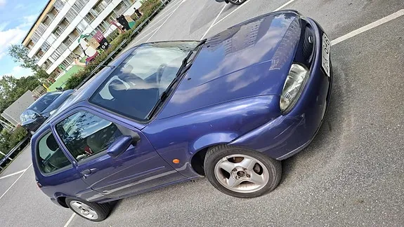 Ford Fiesta 1999 photo 4