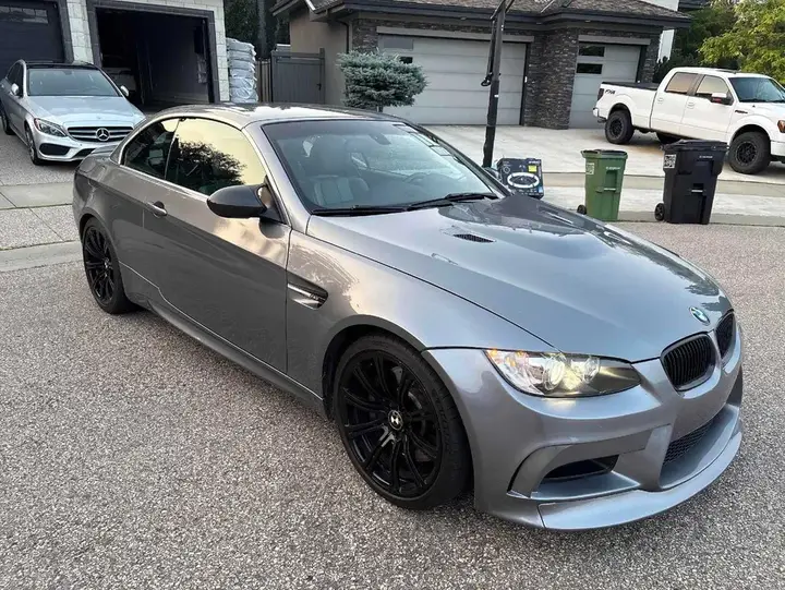 BMW M3 2010 photo 4