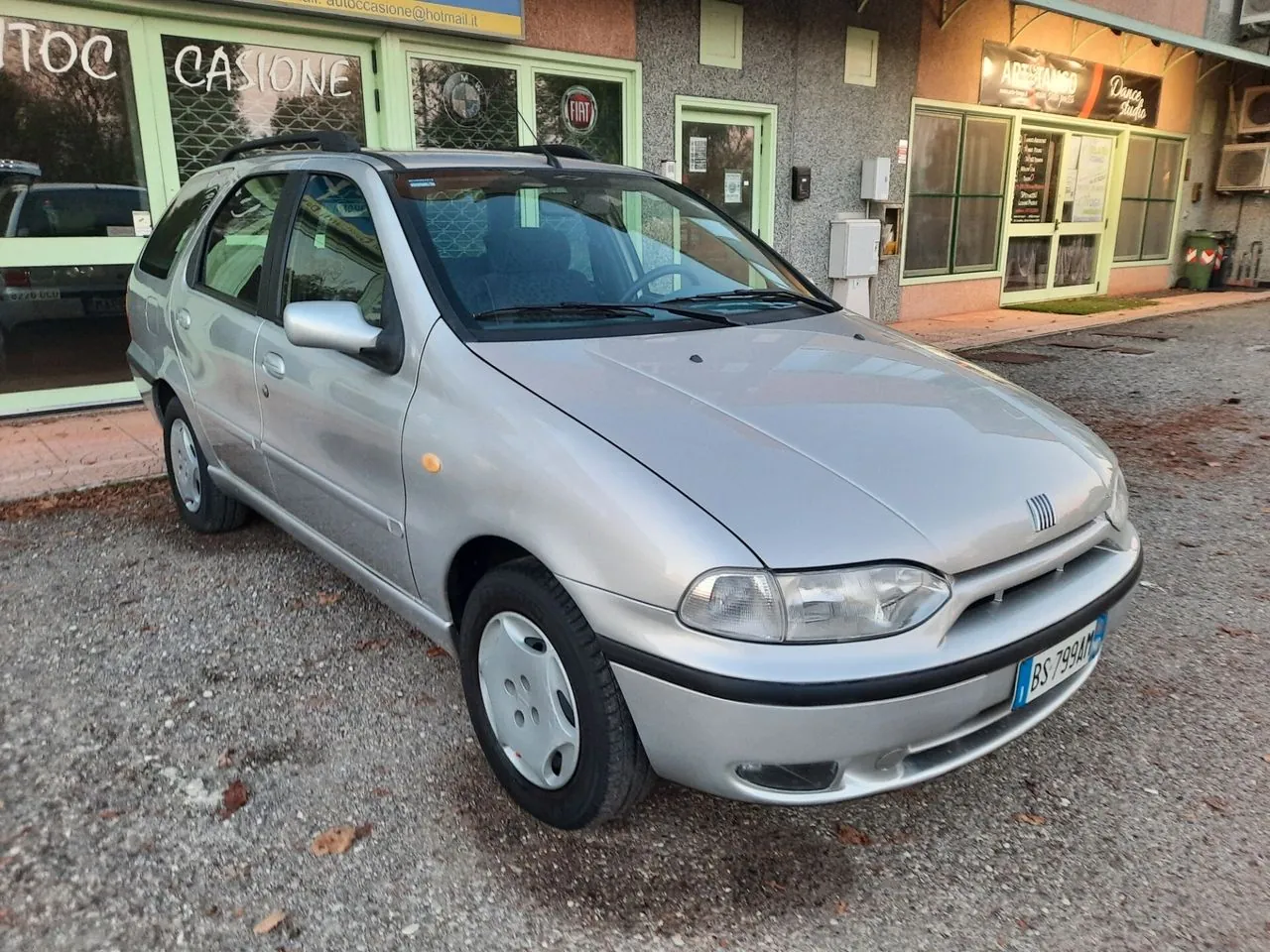 Fiat Palio Weekend 2001 photo 3