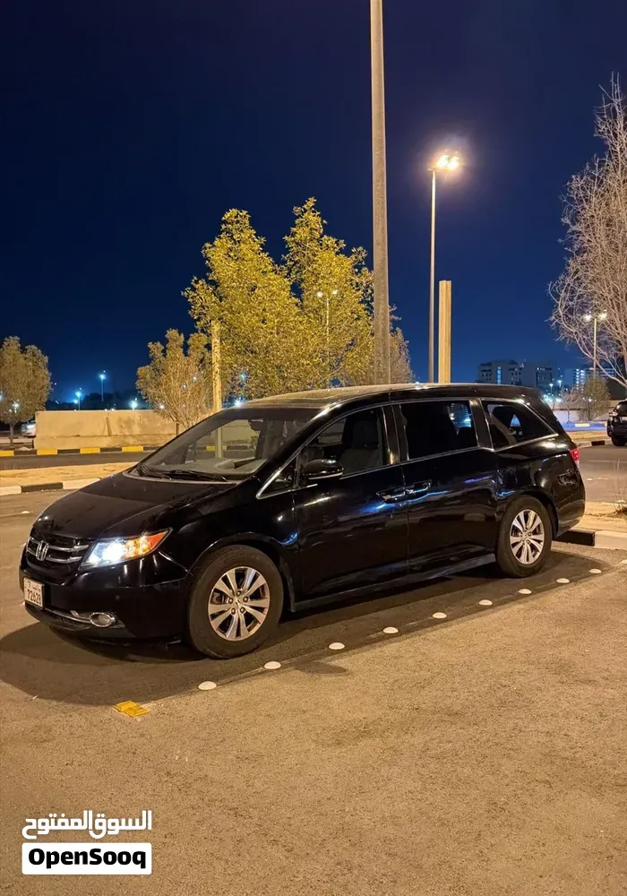 Honda Odyssey 2014 photo 4