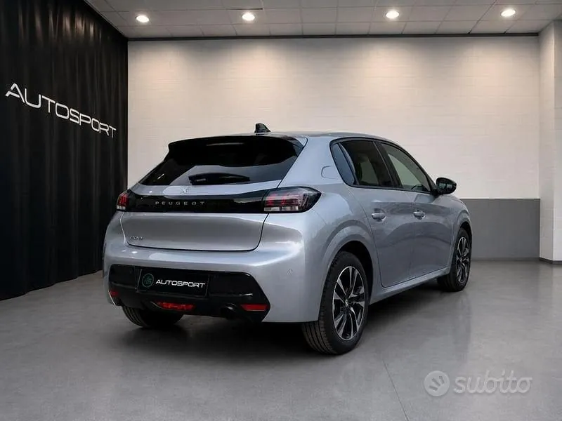 Peugeot 208 2025 photo 5