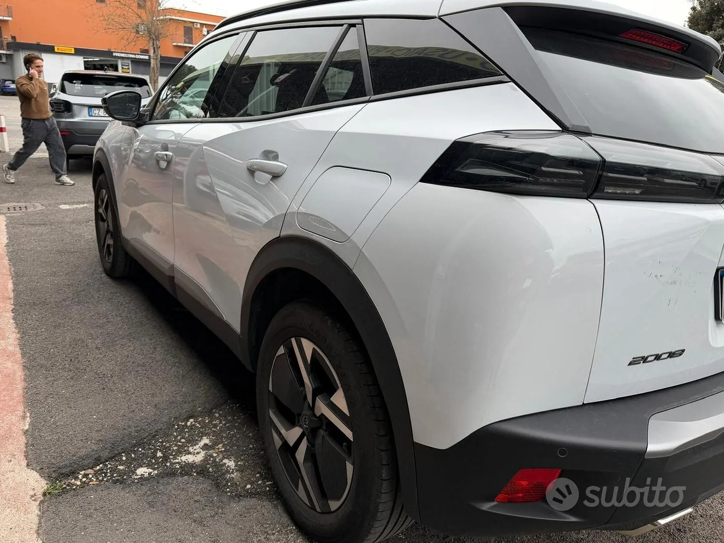 Peugeot 2008 2025 photo 4
