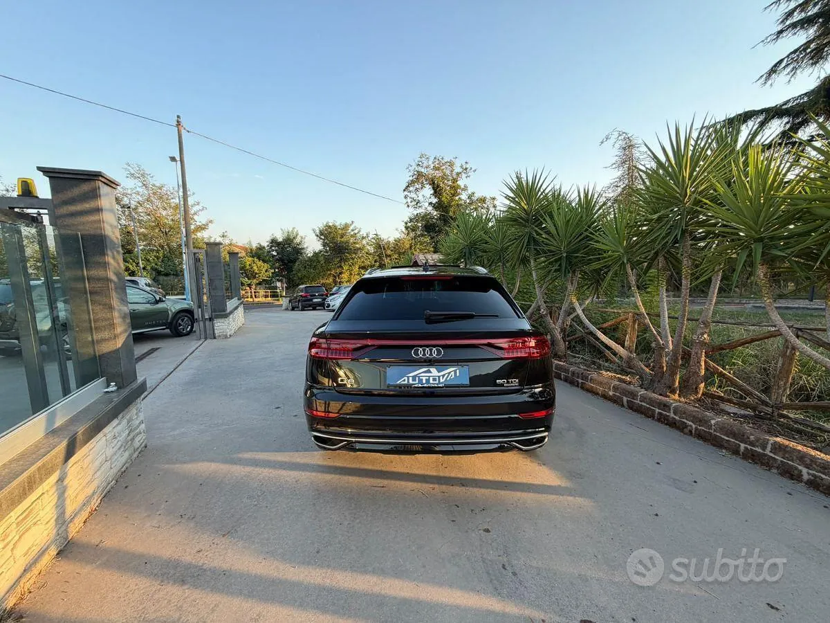 Audi Q8 2018 photo 5
