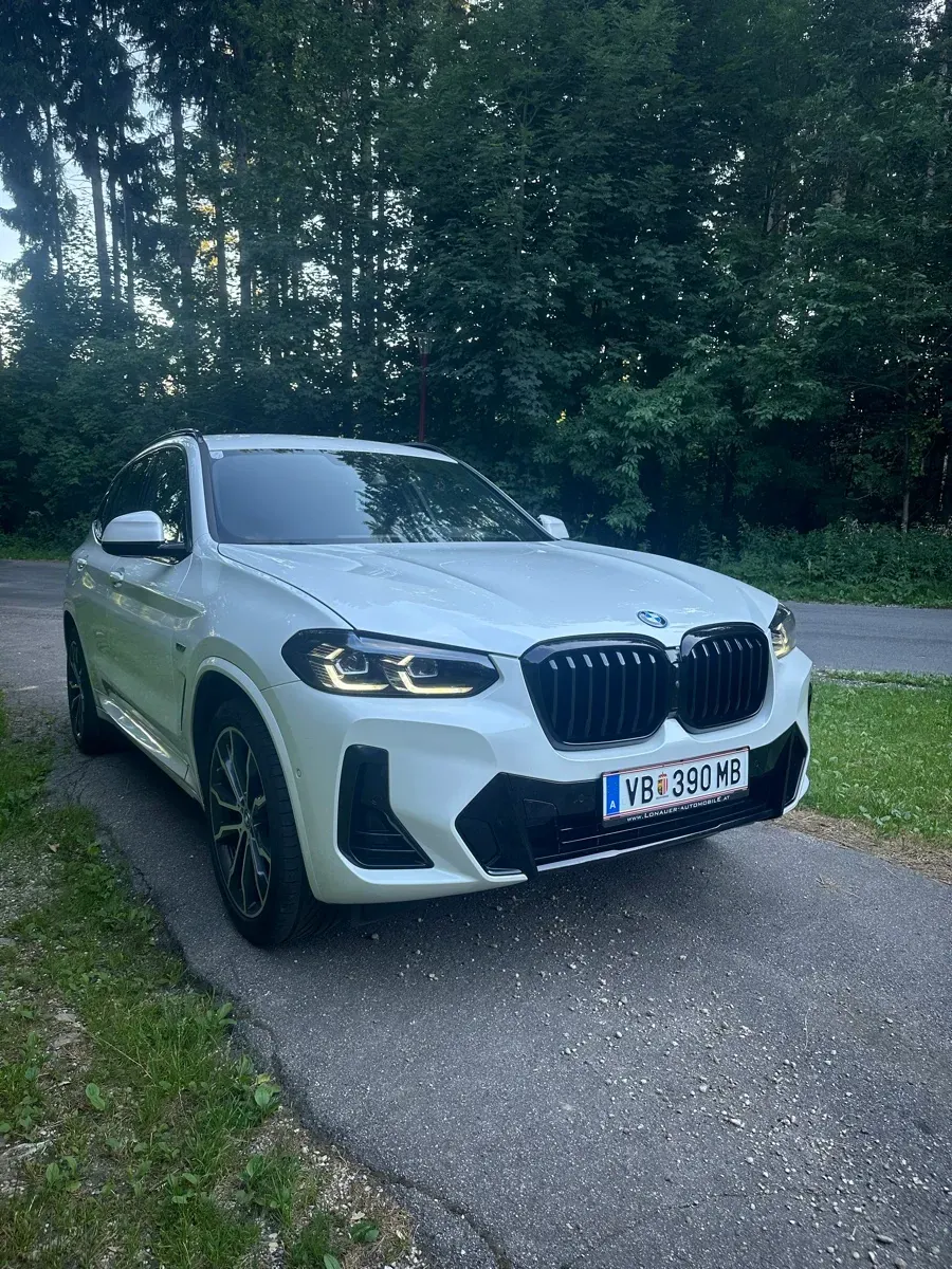 BMW X3 2022 photo 2