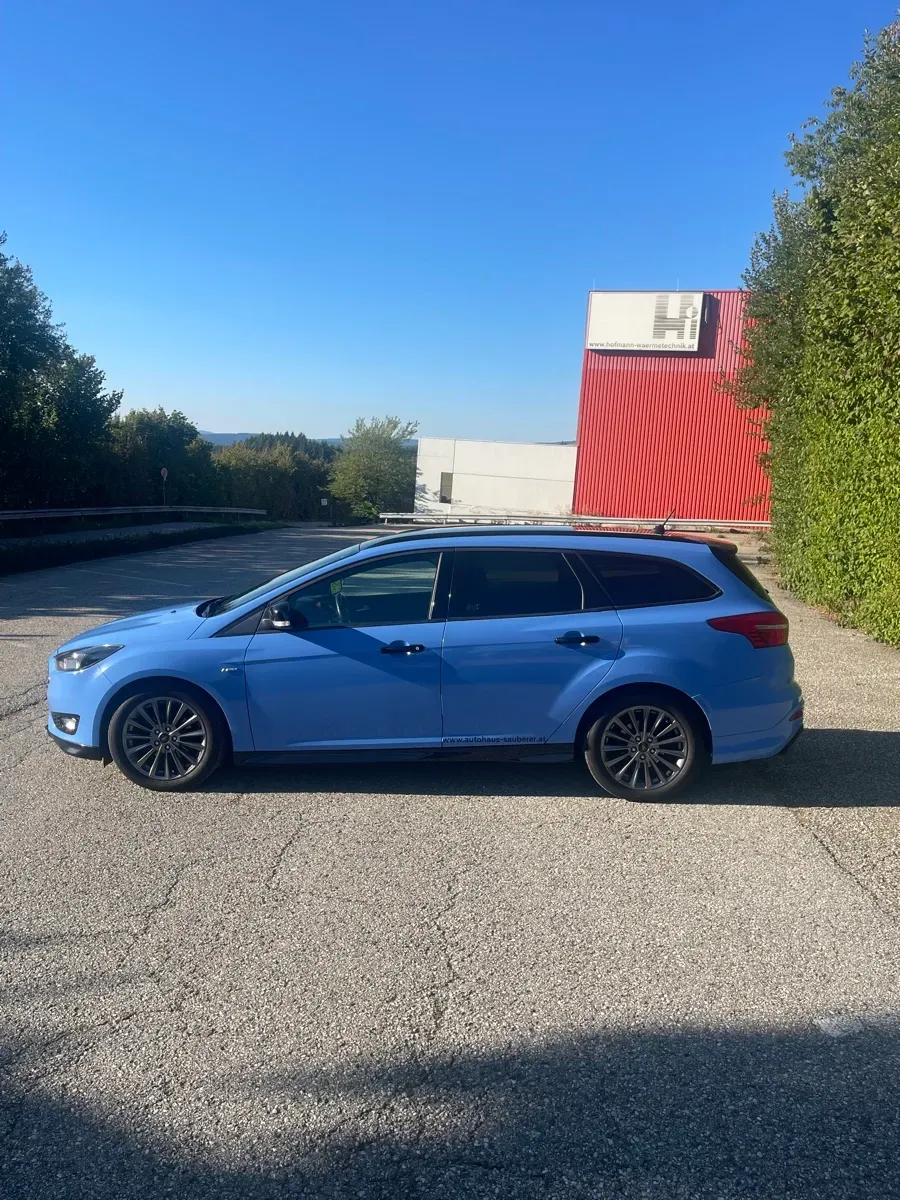 Ford Focus 2018 photo 3