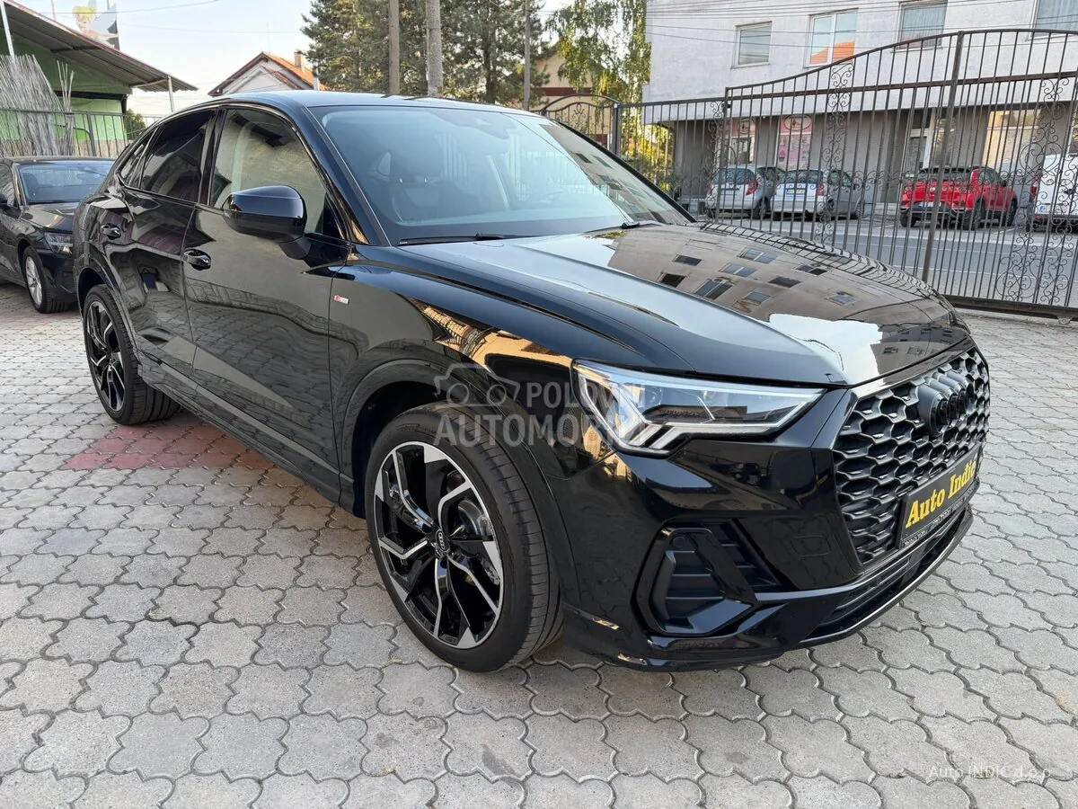 Audi Q3 2021 photo 2