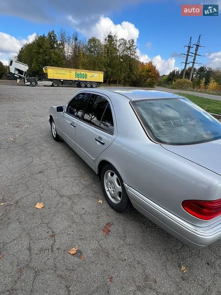 Mercedes-Benz E-Class 1999 photo 4