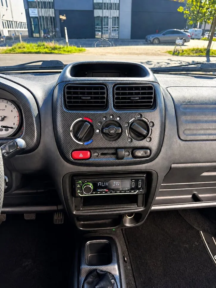 Suzuki Ignis 2004 photo 2