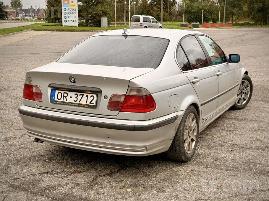BMW E46 2000 photo 5
