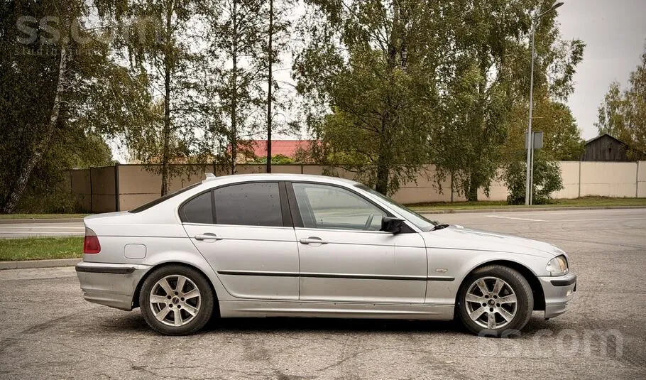 BMW E46 2000 photo 4
