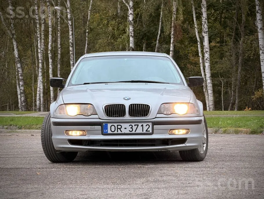 BMW E46 2000 photo 2